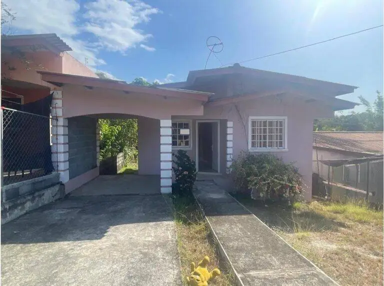 Casa en Venta en Santiago Veraguas Panamá | $73,000 | MLS# 24584
