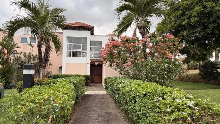 Casa en Venta en Río Hato Coclé Panamá | $295,000 | MLS# 24904