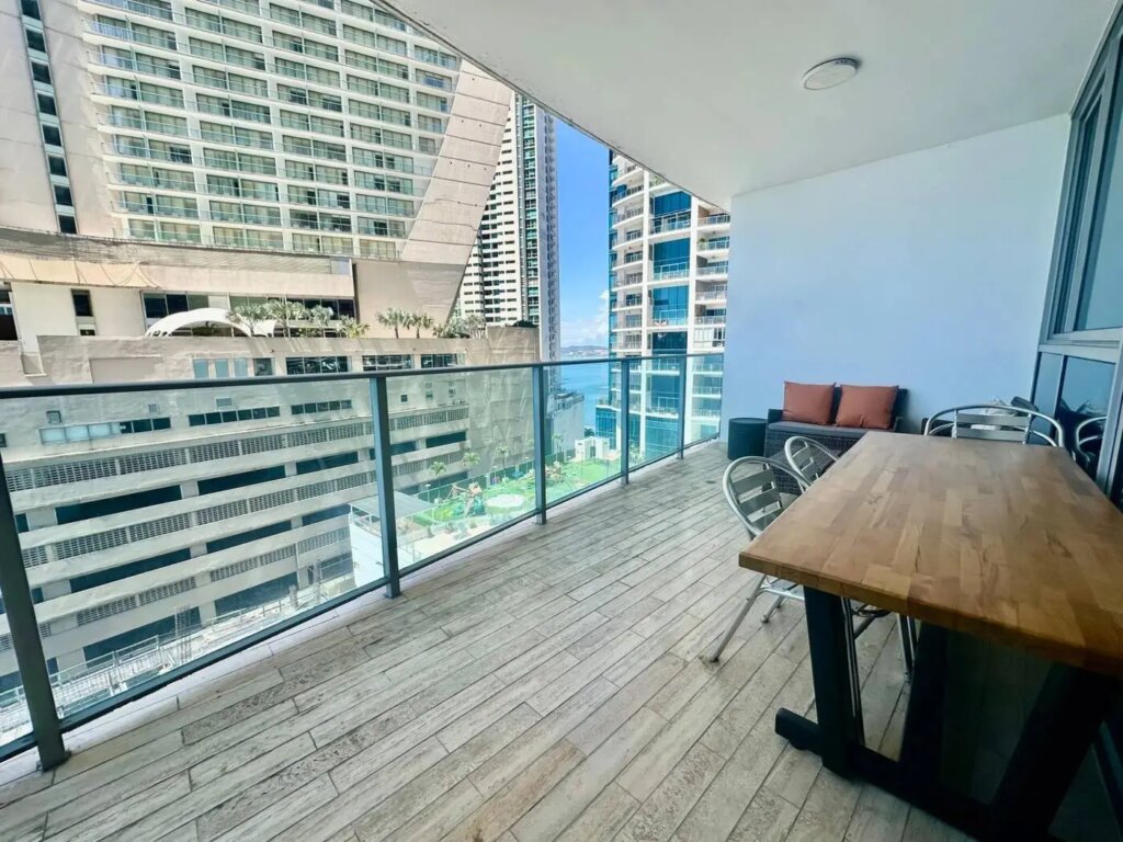 Apartamento en Venta en San Francisco Panamá Panamá | $490,000 | MLS# 25071