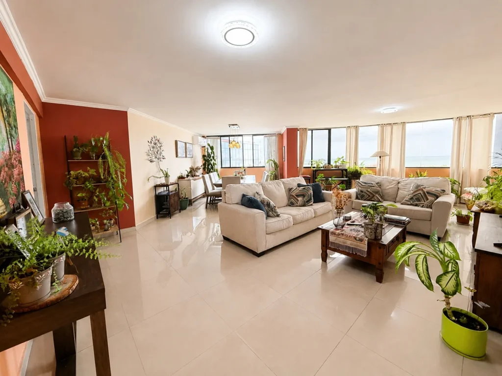 Apartamento en Alquiler en Bella Vista Panamá Panamá | $1,700 | MLS# 25435